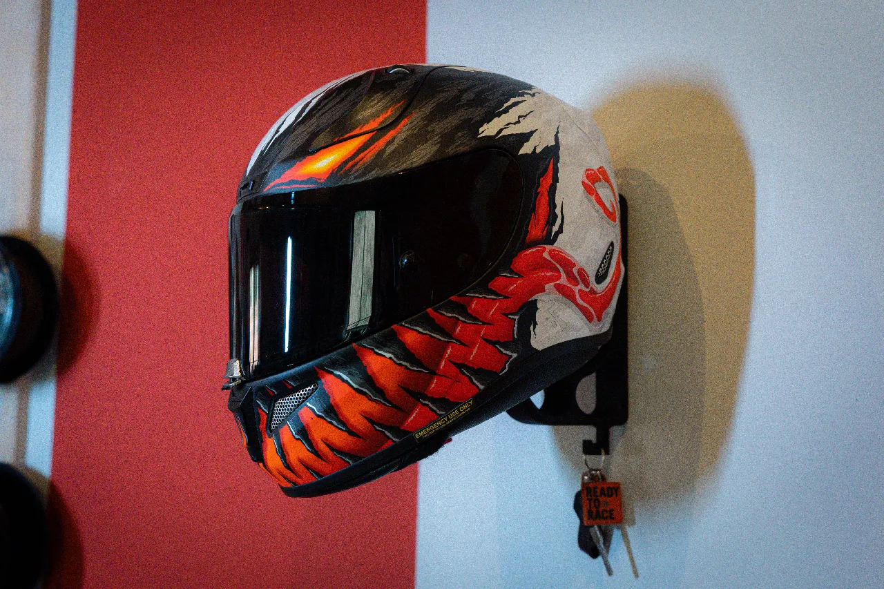 Suport Cască Moto 3D – Helmet Holder